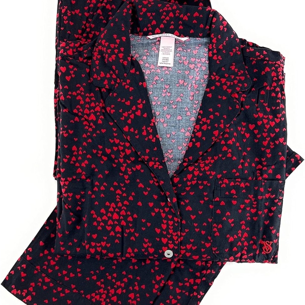 Victoria’s Secret Red Heart Patterned Pajama Set